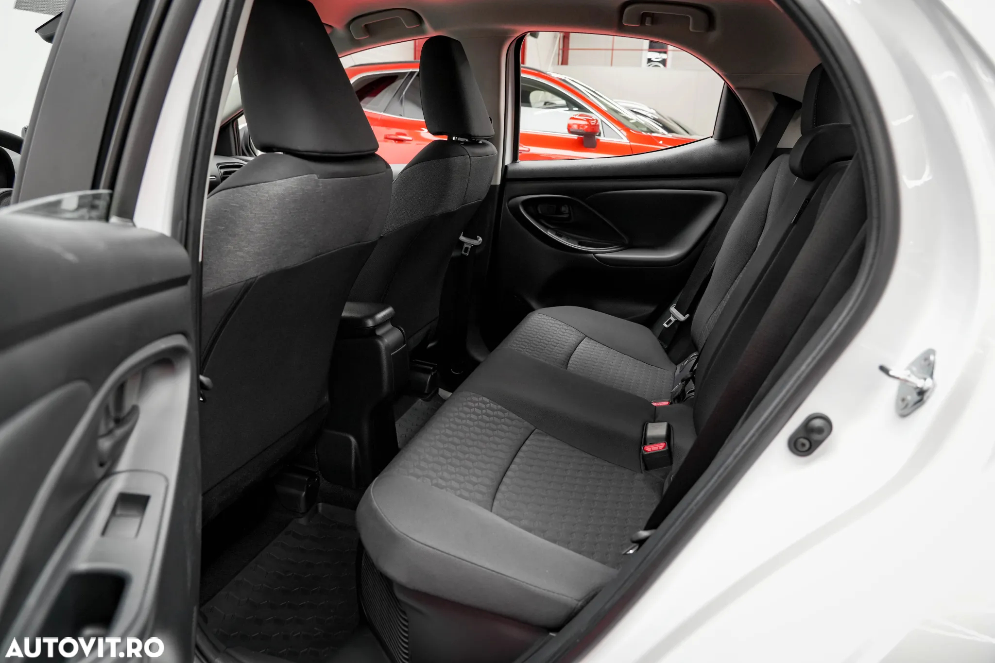 Mazda 2 Hybrid G116 CVT Exclusive-Line - 11
