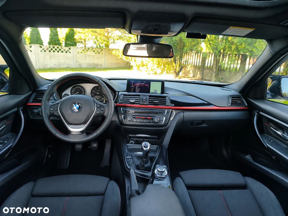 BMW Seria 3 318d Sport Line - 9