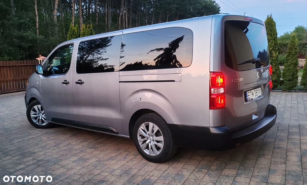 Peugeot Traveller 1.5 BlueHDi Long Business - 10