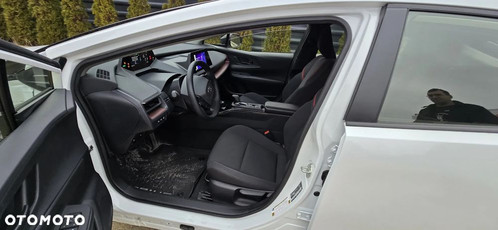 Toyota Prius ver-plug--in-2-0-hybrid-executive - 19