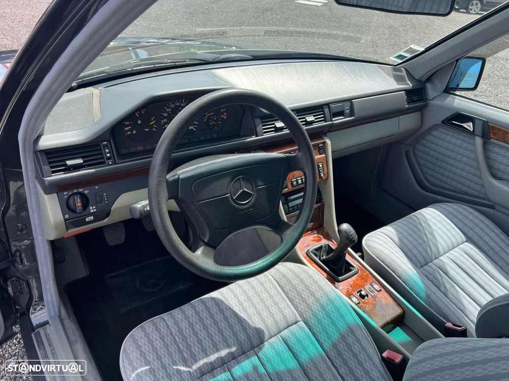 Mercedes-Benz E 280 Classic - 7