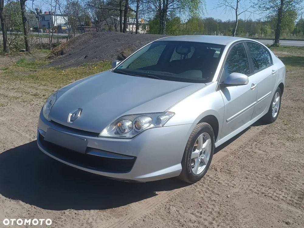 Renault Laguna - 1