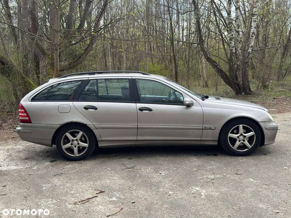 Mercedes-Benz Klasa C 220 T CDI Avantgarde - 4