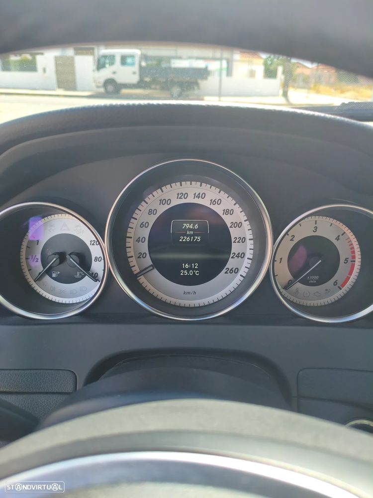 Mercedes-Benz C 220 CDi Avantgarde BlueEfficiency - 7