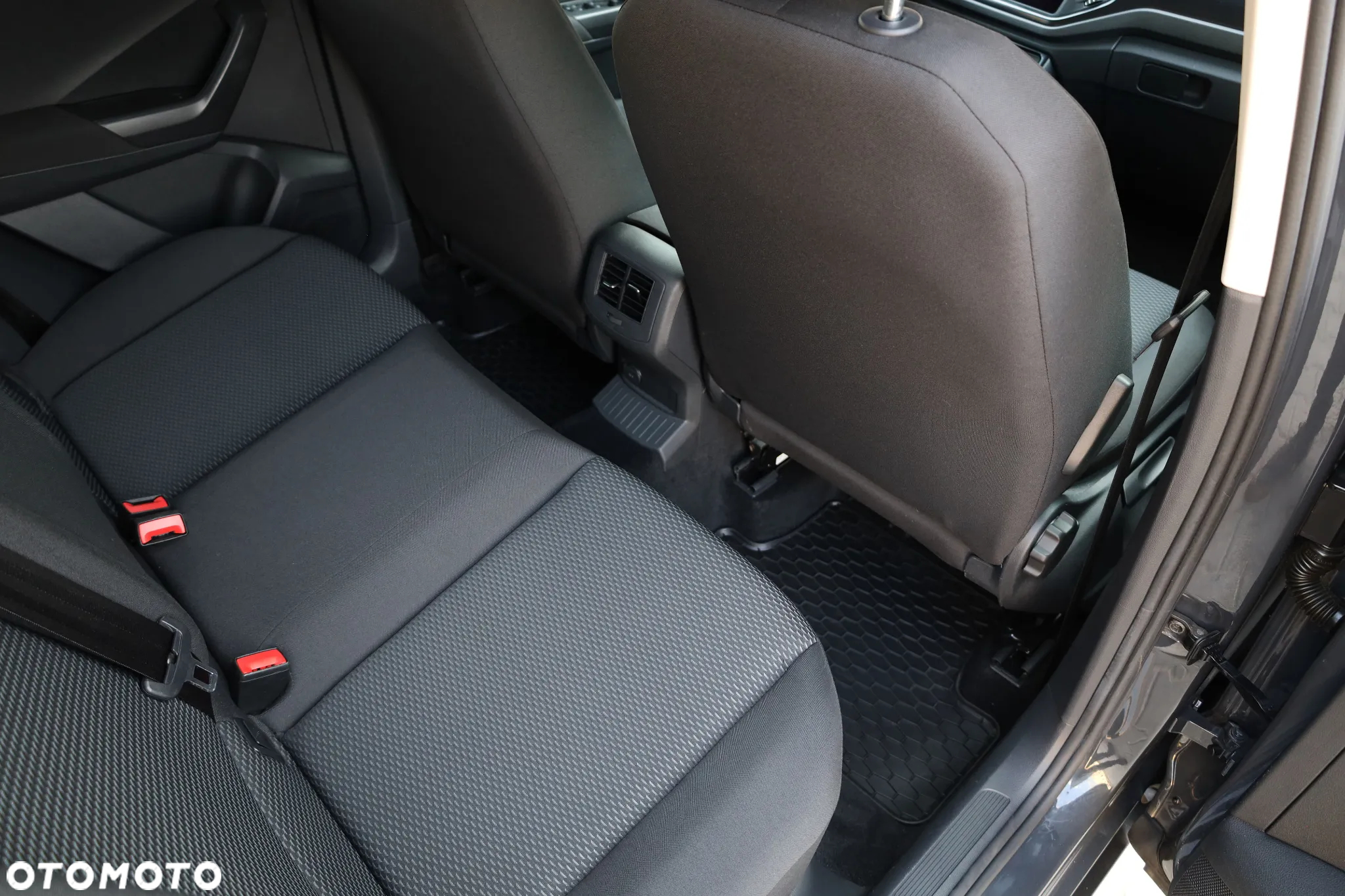 Volkswagen T-Roc 1.5 TSI ACT Advance - 30