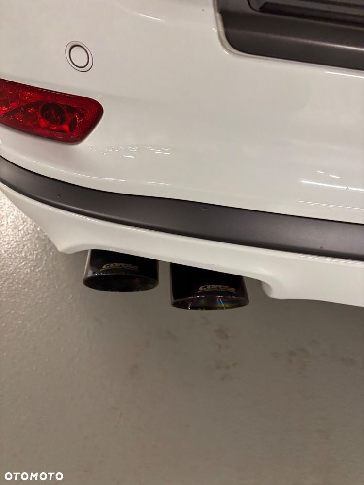 Jeep Grand Cherokee 5.7 V8 HEMI Overland Summit - 8