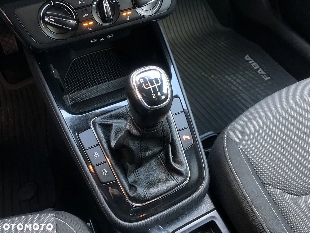 Skoda Fabia 1.0 TSI Style - 21