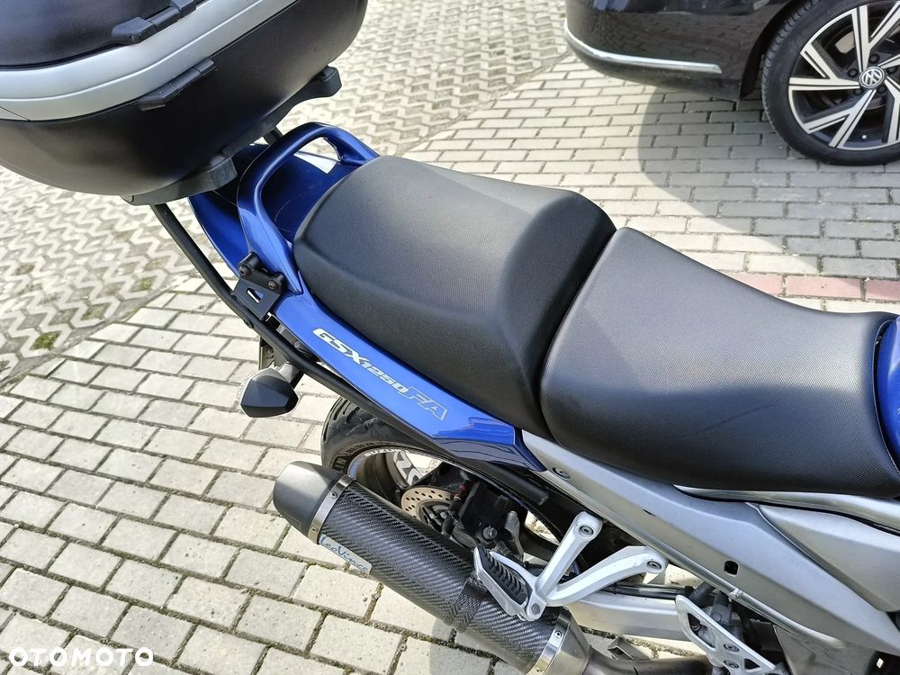 Suzuki GSX - 31