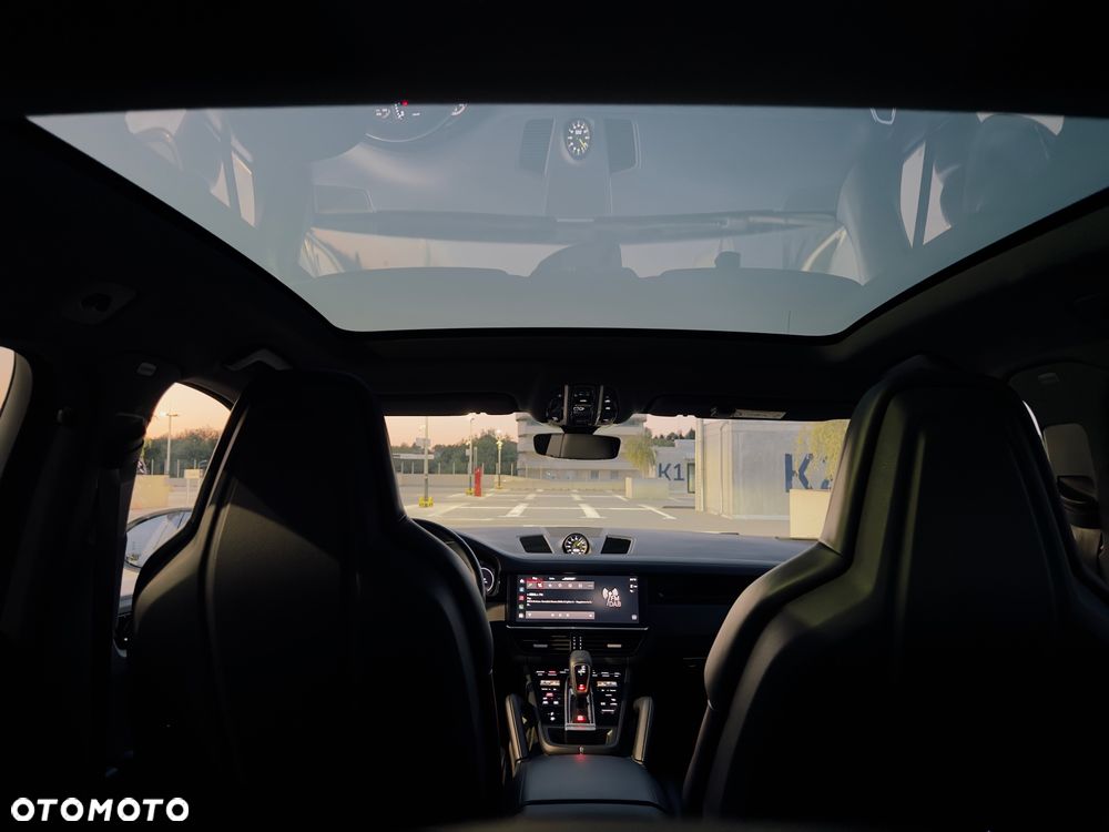 Porsche Cayenne E-Hybrid - 8