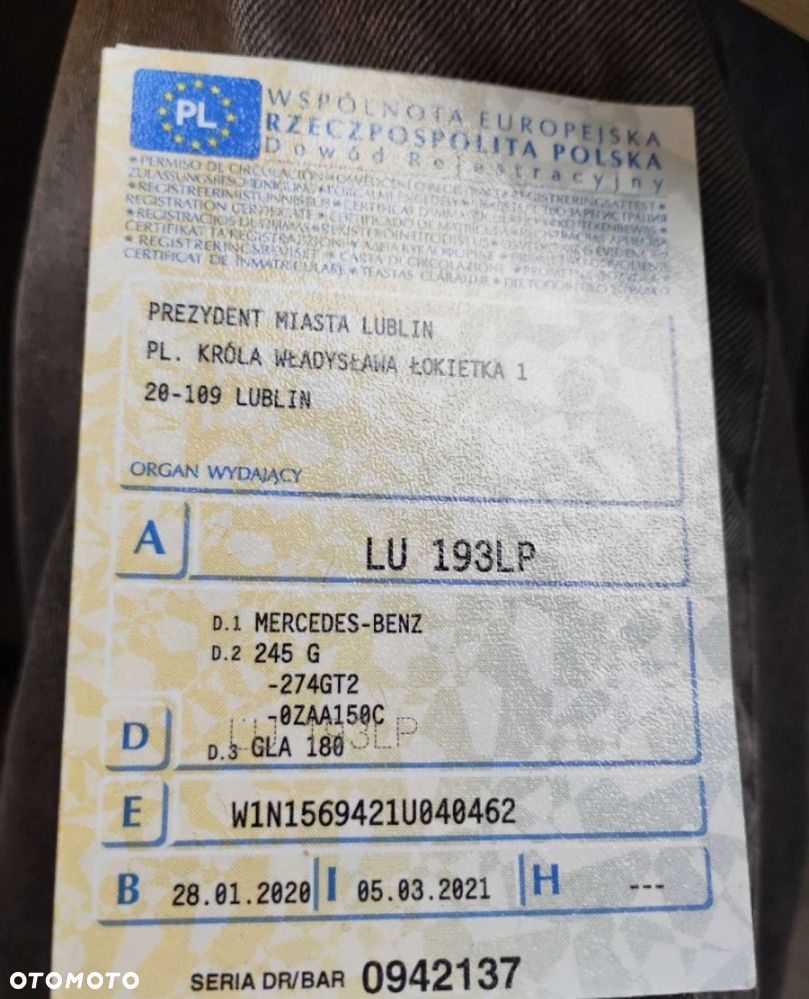 Mercedes-Benz GLA - 23