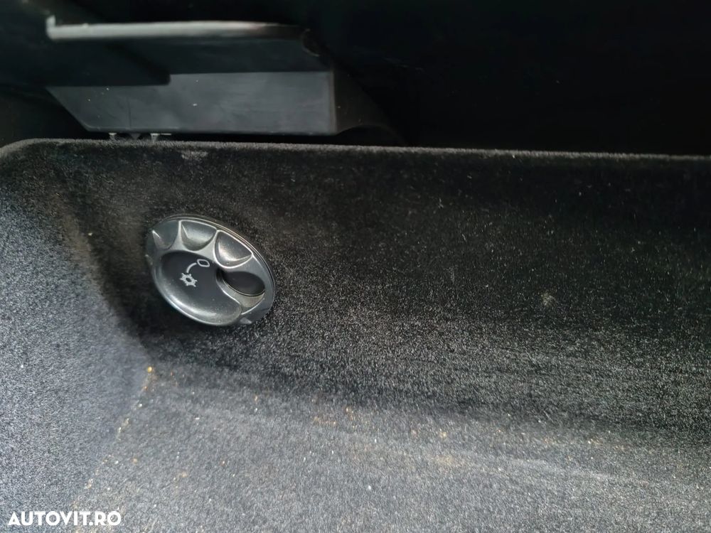 Volkswagen Golf - 16