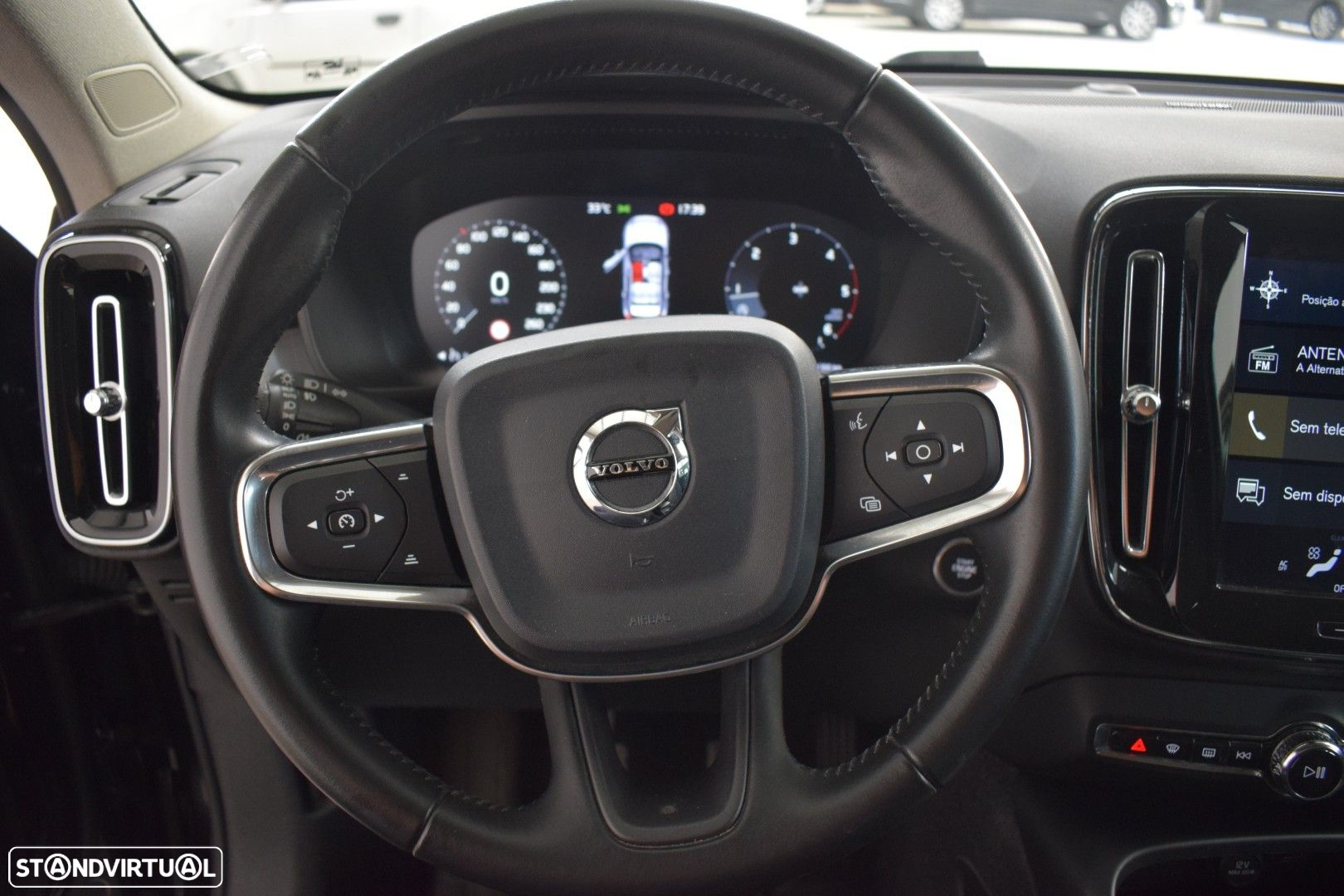 Volvo XC 40 2.0 D3 Momentum - 19