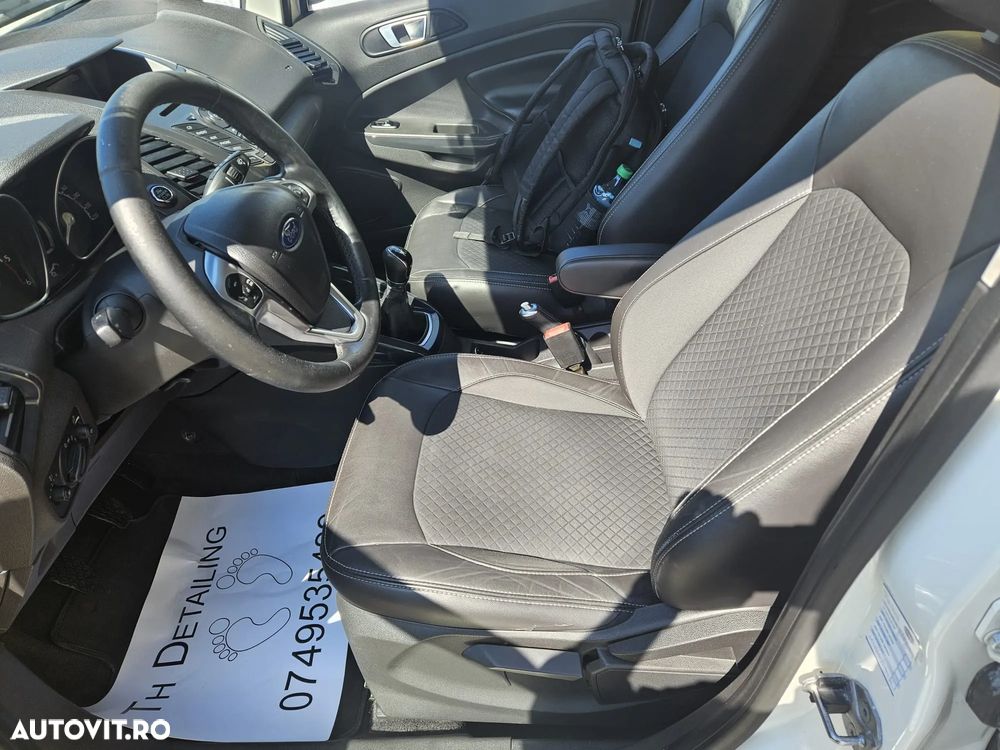 Ford EcoSport 1.5 TDCi Titanium - 13