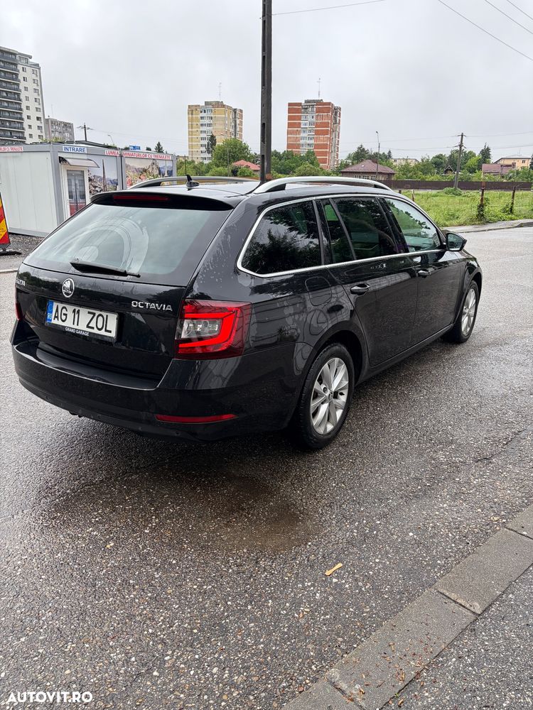 Skoda Octavia 1.6 TDI DSG Premium Edition - 20