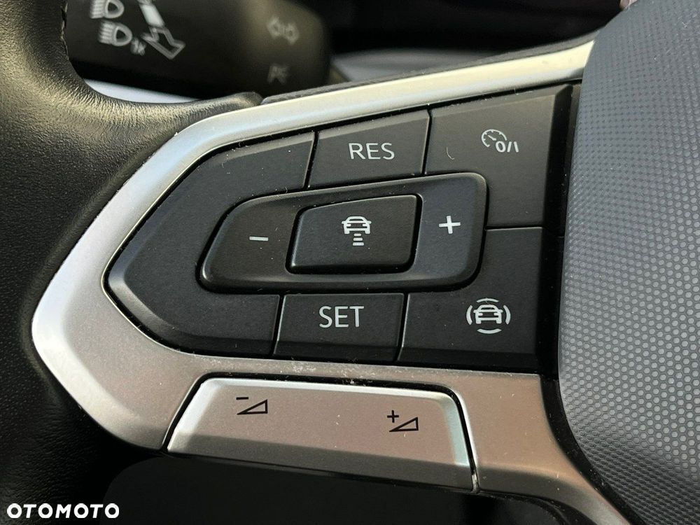 Volkswagen Golf Variant - 21