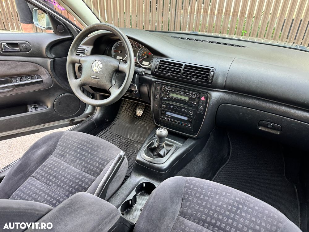 Volkswagen Passat 1.9 TDI Comfortline Family - 5
