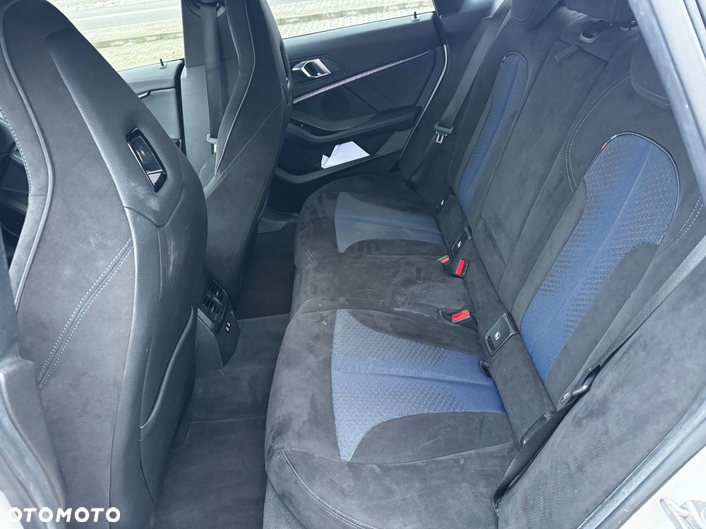 BMW Seria 2 220d M Sport sport - 28