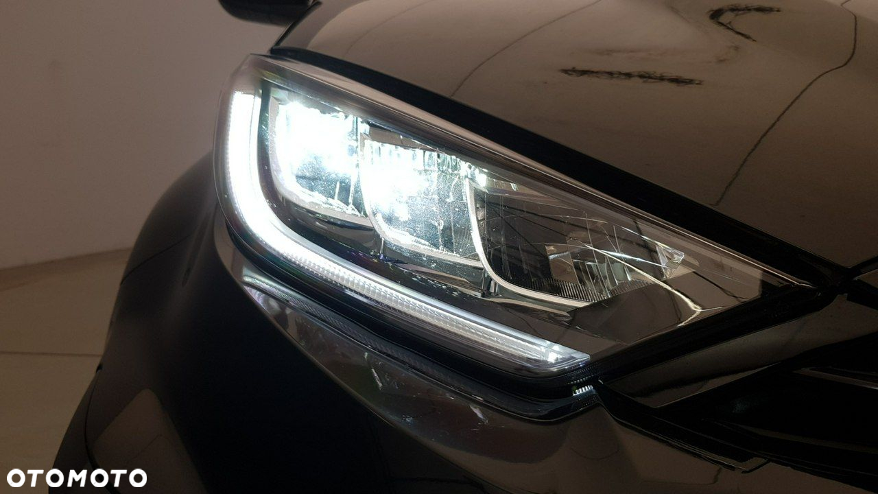 Toyota Yaris - 11