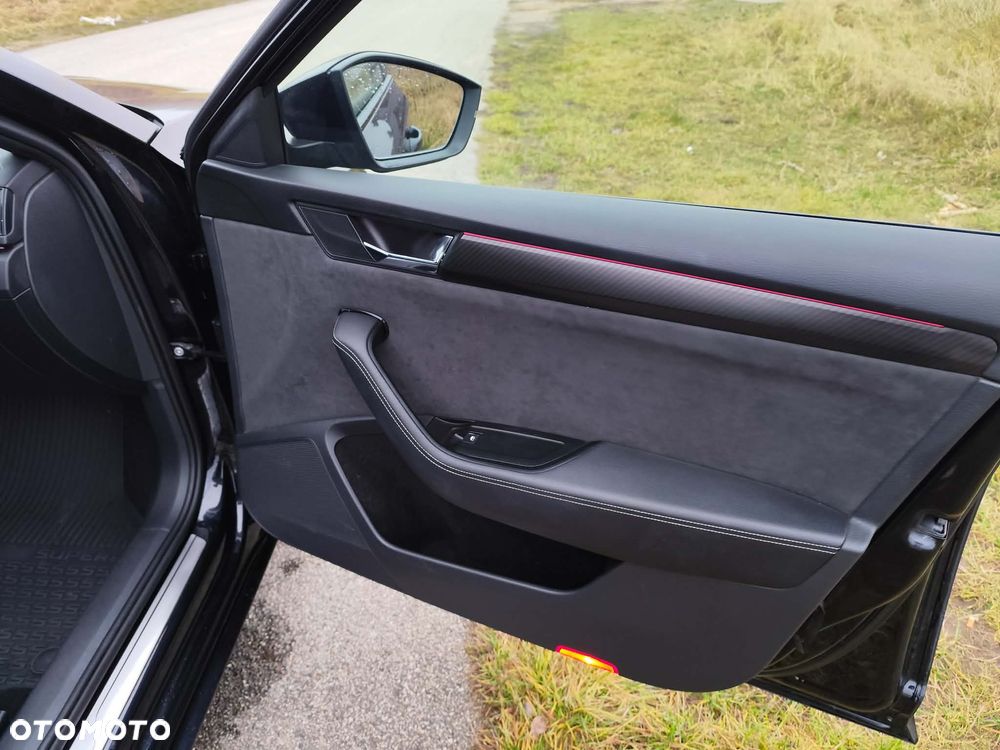 Skoda Superb 2.0 TSI 4x4 Sportline DSG - 21