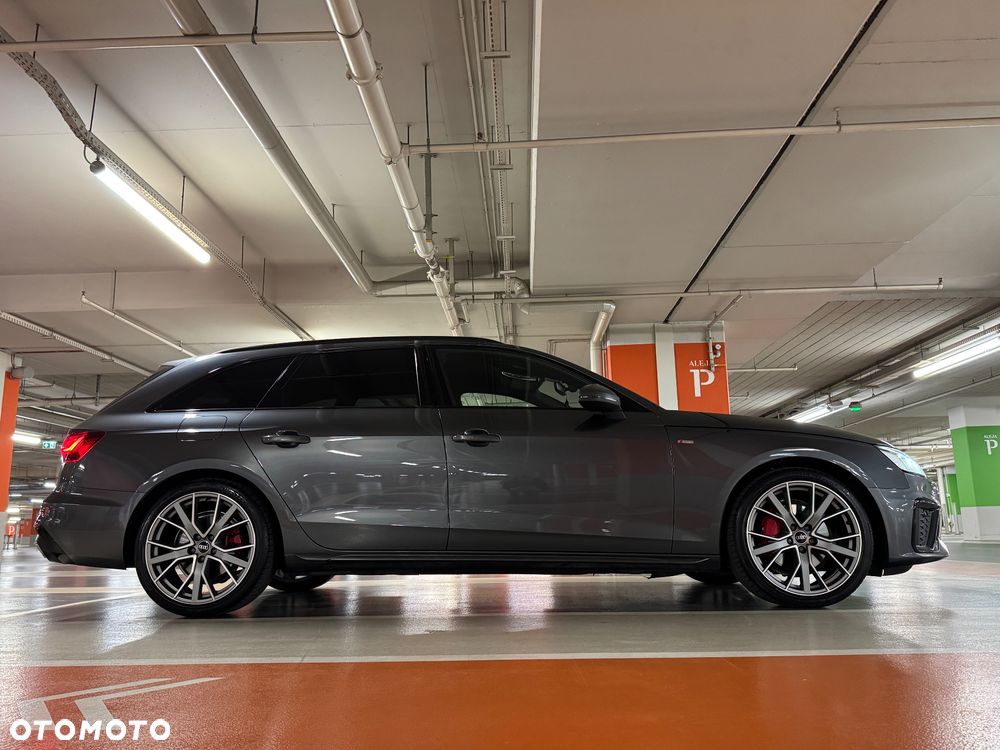 Audi A4 Avant 40 TDI quattro S tronic S line - 2