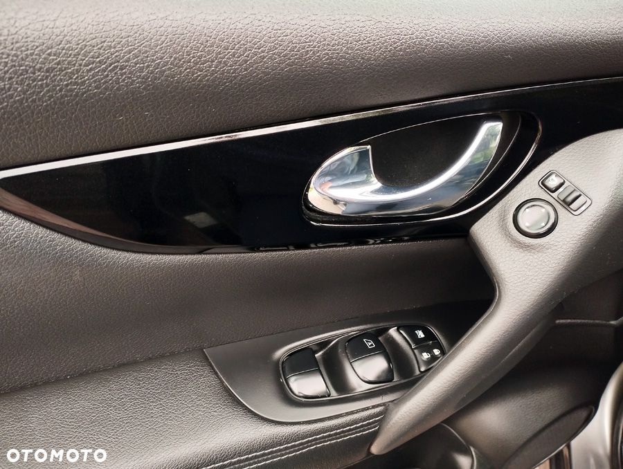 Nissan Qashqai 1.6 DIG-T Tekna - 11