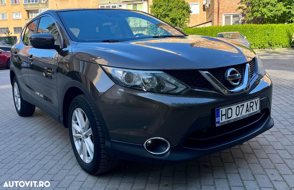 Nissan Qashqai - 2