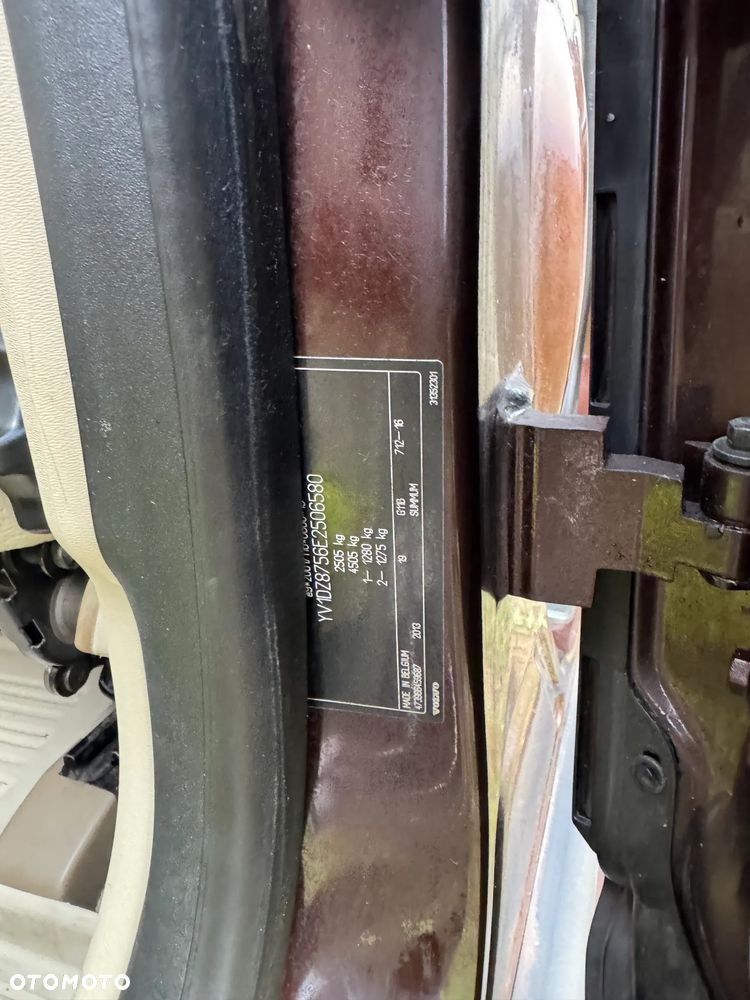 Volvo XC 60 2.4D AWD Summum - 20