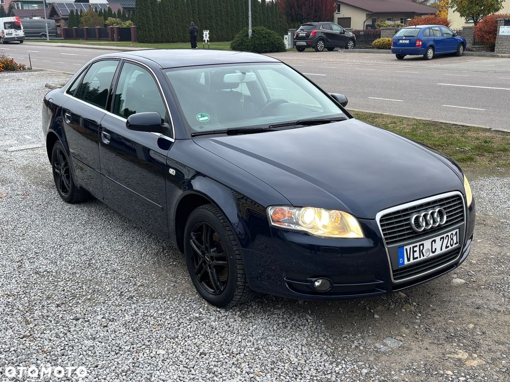 Audi A4 Limousine