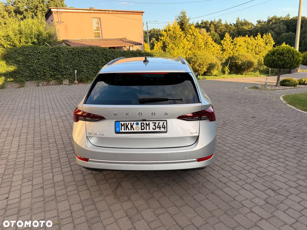 Skoda Octavia 2.0 TDI DSG 4x4 Clever - 6