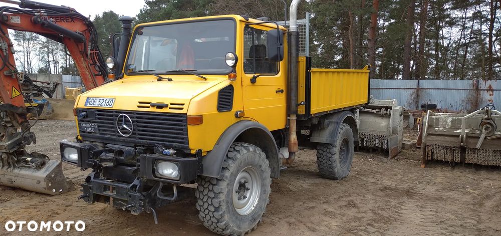Mercedes-Benz Unimog - 3