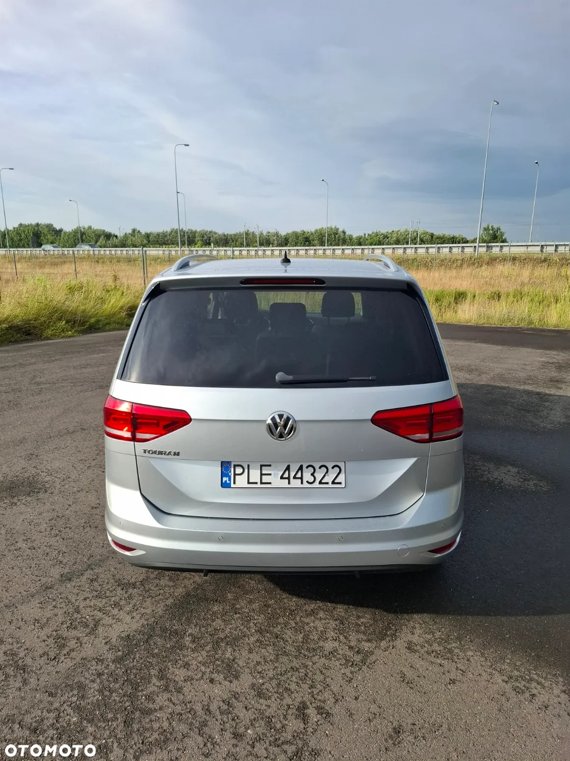 Volkswagen Touran 1.6 TDI SCR (BlueMotion Technology) Comfortline - 6