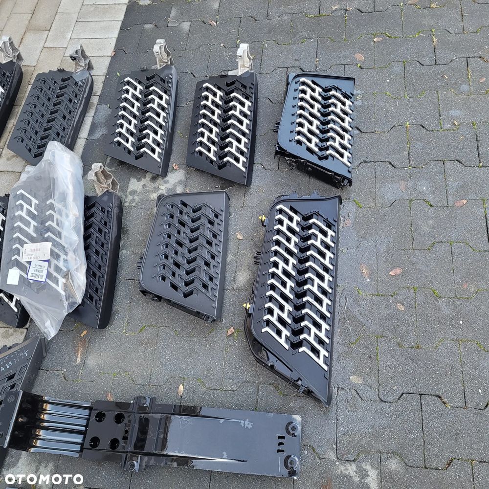 STOPNICA STOPNIEN WSPORNIK VOLVO FH 4 FH5 ORYGINAŁ 24175613 RH CHWALIM116 - 6