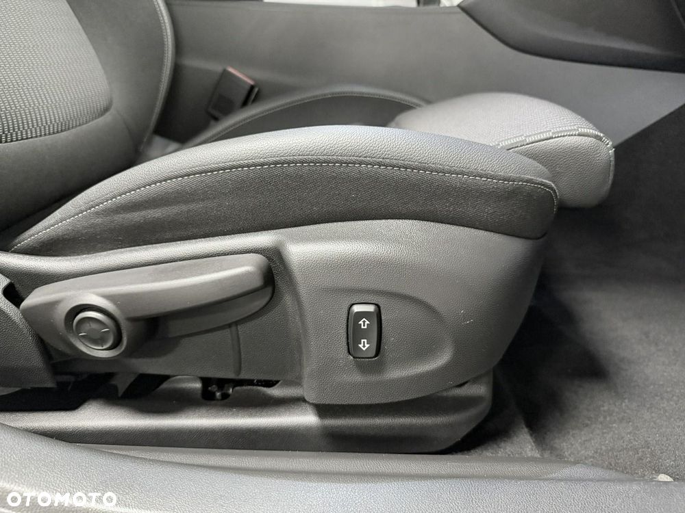 Opel Insignia - 24