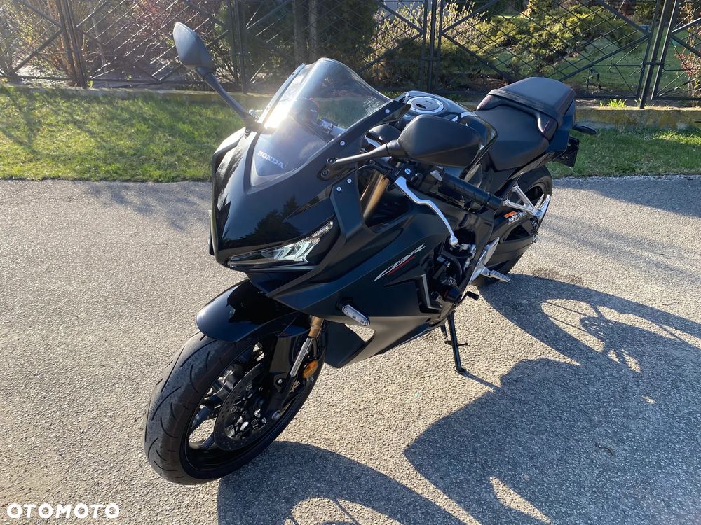 Honda CBR - 18