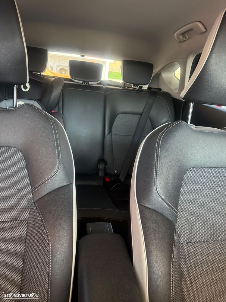 Renault Captur 1.6 E-Tech Full Hybrid Engineered - 13