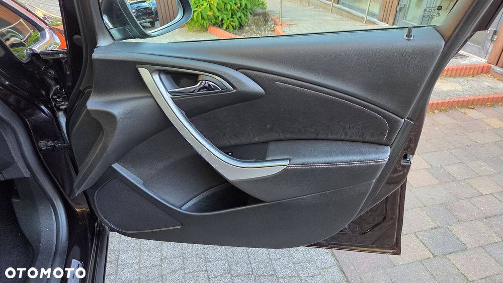 Opel Astra 1.4 Innovation - 29