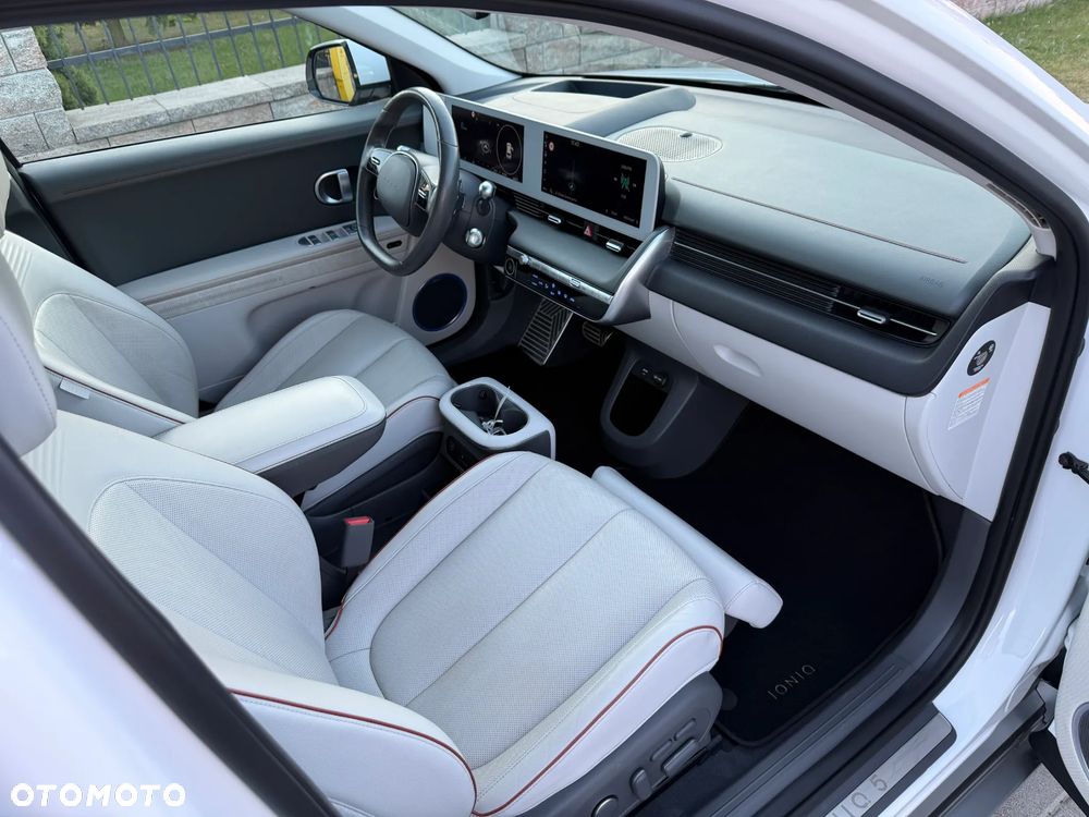 Hyundai IONIQ 5 - 8