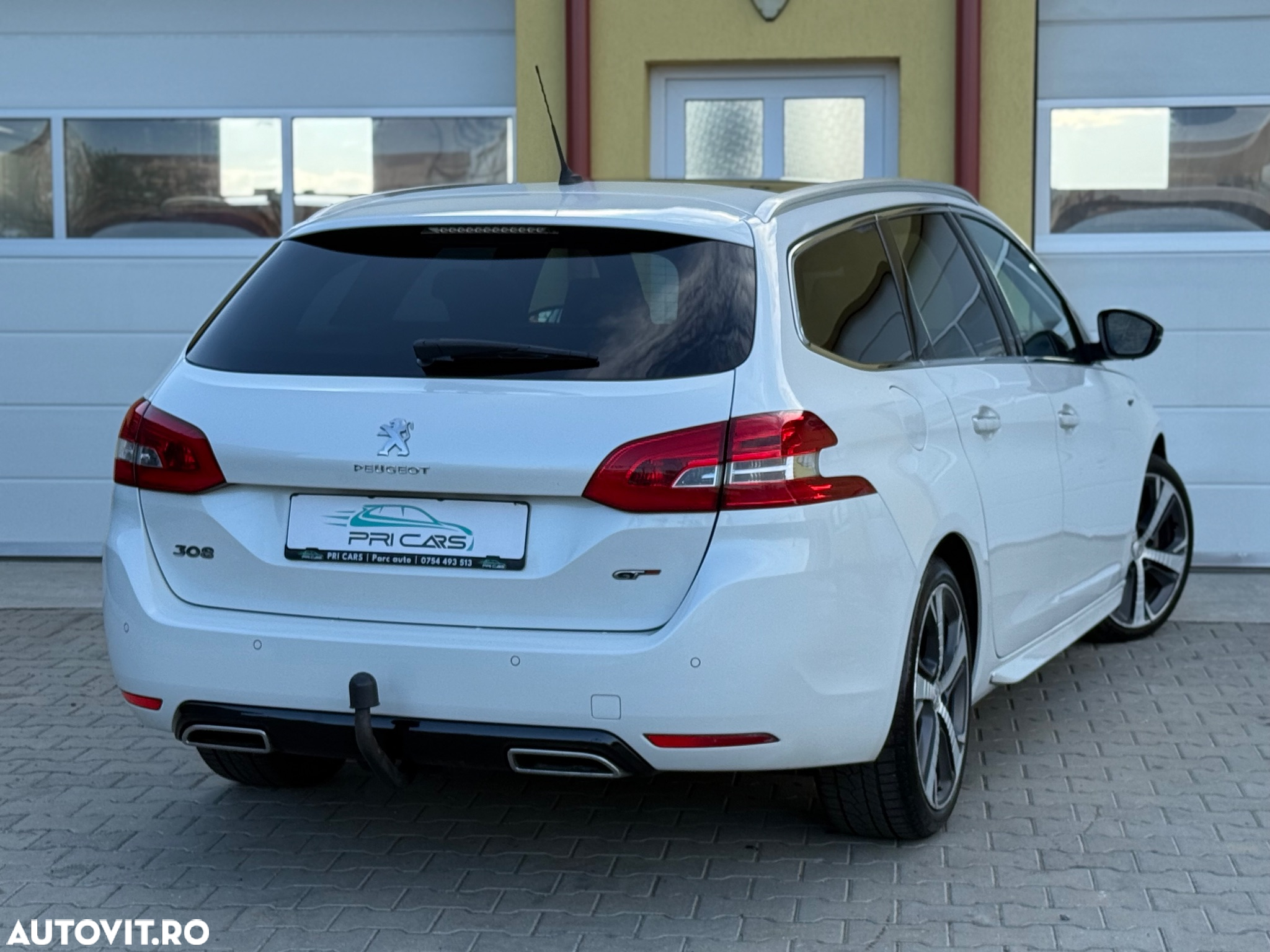 Peugeot 308 SW BlueHDi 180 EAT6 GT - 4