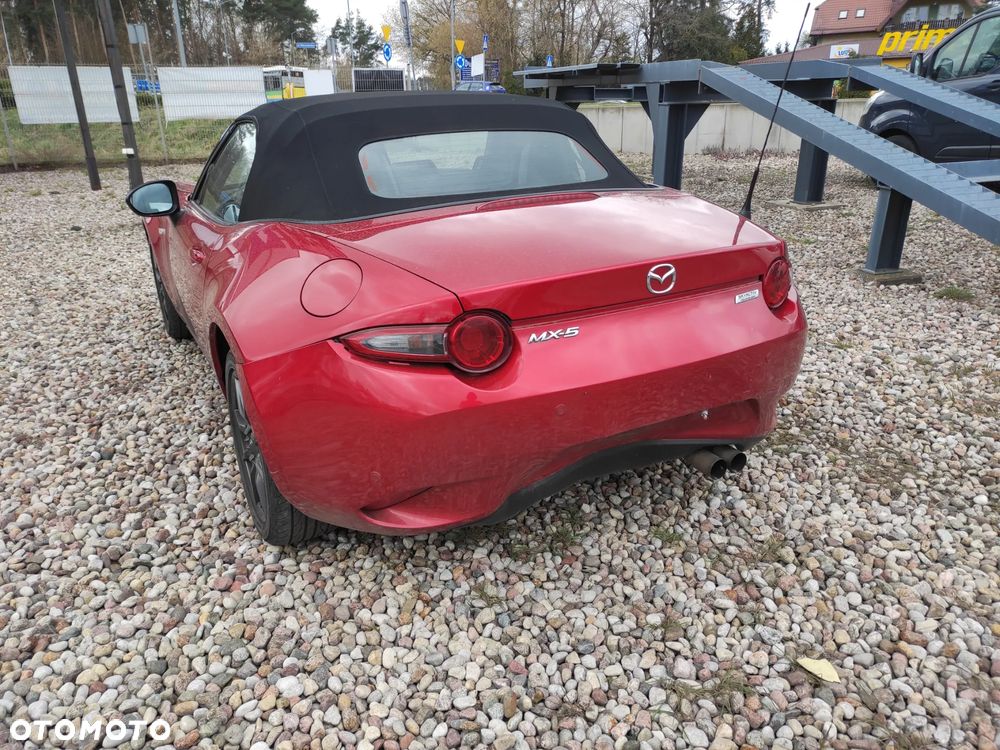 Mazda MX-5 RF SKYACTIV-G 131 Exclusive-Line - 3
