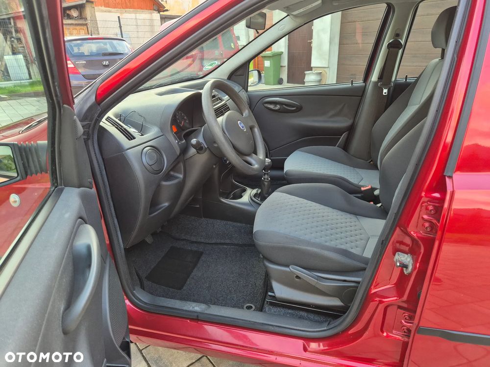 Fiat Punto 1.2 16V Dynamic - 12