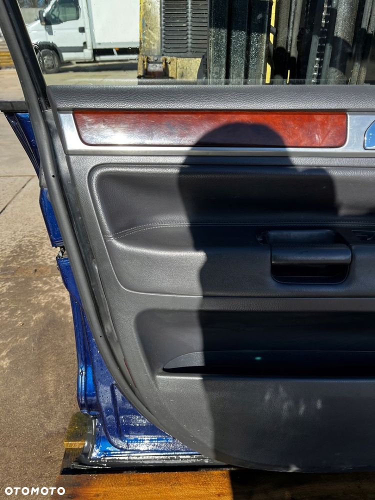 dzrzwi lewy przód vw touareg I 7L lakier LD5Q - 12