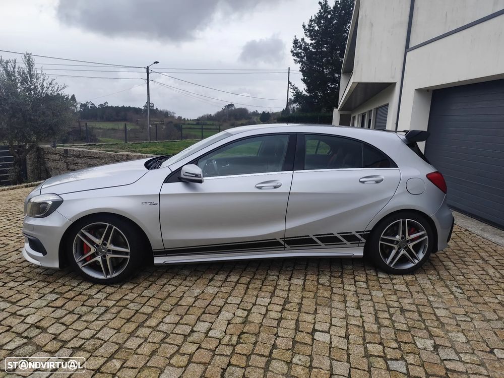 Mercedes-Benz A 45 AMG 4-Matic - 21