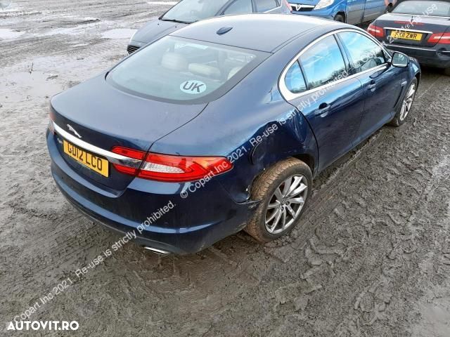 Dezmembrez Jaguar XF X250 [facelift] [2011 - 2016] Sedan 4-usi - 3