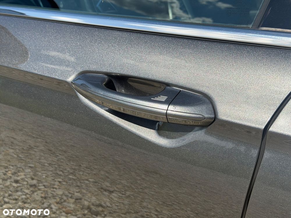 Ford Mondeo 2.0 TDCi Titanium - 10