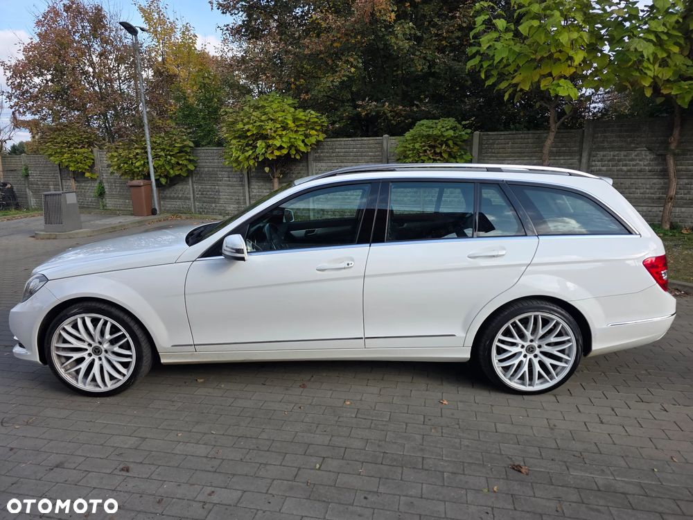 Mercedes-Benz Klasa C 180 T (BlueEFFICIENCY) 7G-TRONIC Avantgarde - 26