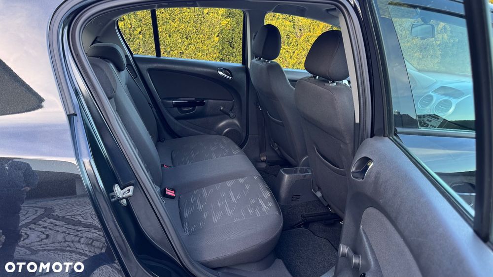 Opel Corsa - 20