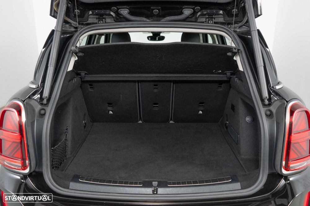 MINI Countryman Cooper SE ALL4 Auto - 28