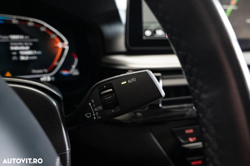 BMW Seria 5 520d Aut. Luxury Line - 23