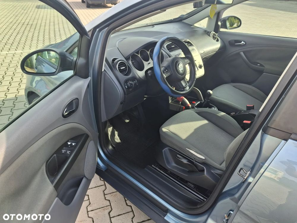 Seat Toledo 1.6 Reference - 22