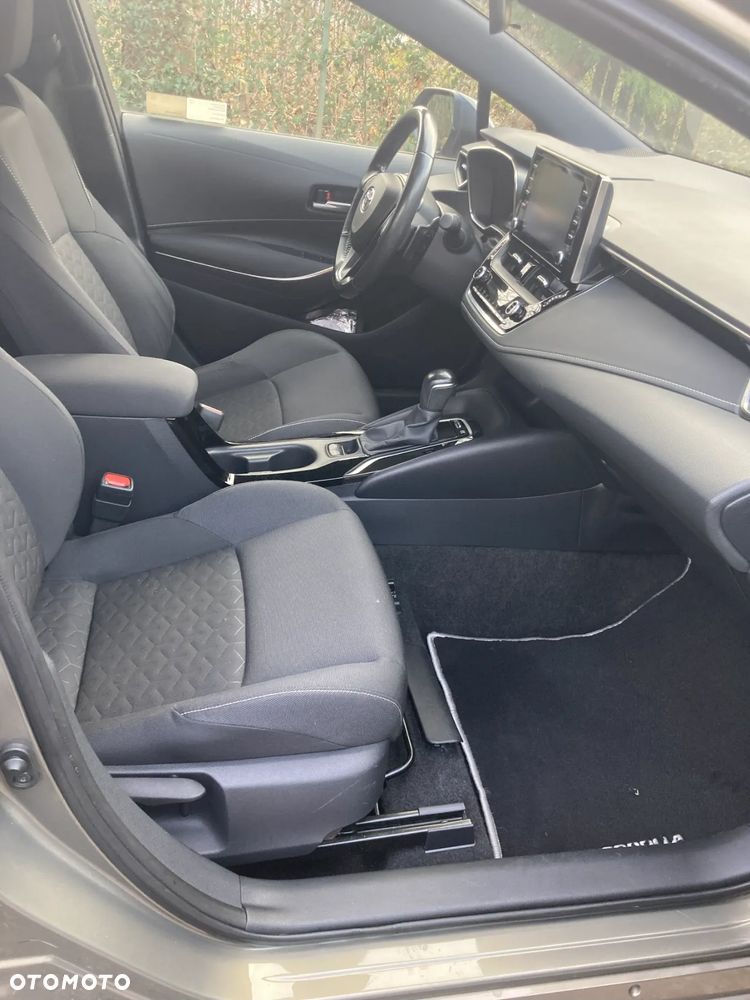 Toyota Corolla 2.0 Hybrid Comfort - 9